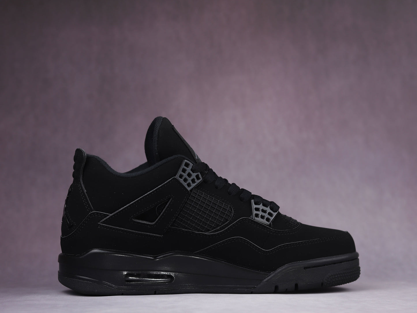 Air Jordan 4 black cat (2020)